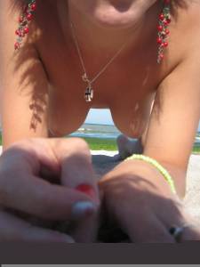 Hot outdoor Posing x 87 k7bg0f4rao