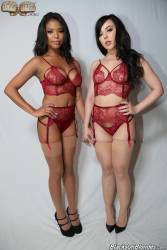 Nia Nacci Whitney Wright - 442x y7bh2l0fjn