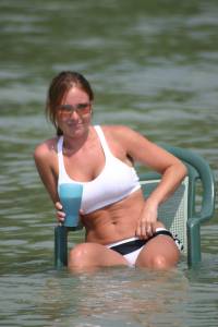 Big Tit Wife at Home and On Vacation y7bhb3srs4