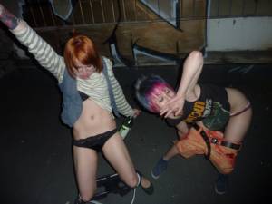 Drunken Emo Girls x115-y7bgxil12n.jpg