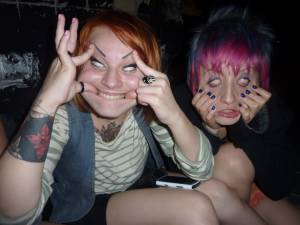 Drunken-Emo-Girls-x115-f7bgxiirdm.jpg