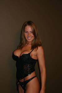 Big Tit Wife at Home and On Vacation j7bhb2rzkb