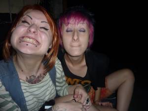 Drunken Emo Girls x115 n7bgxhmq6c