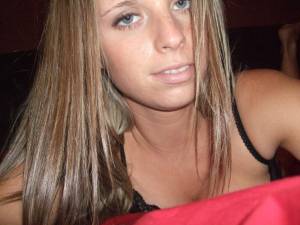 Hot, big boobs Cheerleader x 42 h7bh6v76mx
