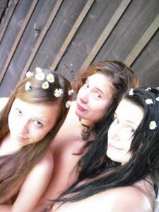 Teens Enjoy a Small pool in the Backyard x 104 n7bh435cfa