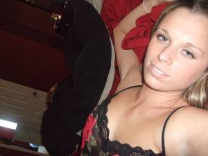 Hot, big boobs Cheerleader x 42 x7bh6vi6v1