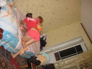 2 teens posing in Room x 48 e7bh66lyqq