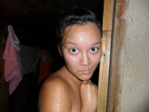 Five naked girls, fun in Sauna x 125 s7bh7iaiey