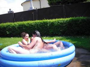 Teens Enjoy a Small pool in the Backyard x 104 47bh41n4ne