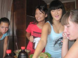 Five naked girls, fun in Sauna x 125 77bh7fxqoq