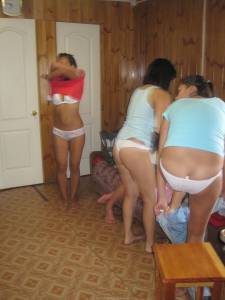 Five naked girls, fun in Sauna x 125 e7bh7gldtn