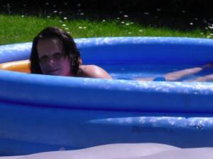 Teens-Enjoy-a-Small-pool-in-the-Backyard-x-104-j7bh40pln1.jpg
