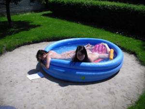 Teens Enjoy a Small pool in the Backyard x 104 i7bh41o2dm