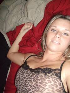 Hot, big boobs Cheerleader x 42 c7bh6v4diw