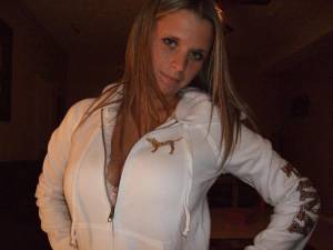 Hot, big boobs Cheerleader x 42 77bh6uxsac
