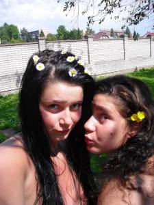 Teens Enjoy a Small pool in the Backyard x 104 t7bh4331k6