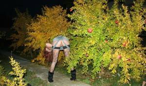 Girlfriend In Public x36 m7bh9fu4fu