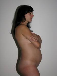 Pregnant Renata x91-t7bh9c9eka.jpg