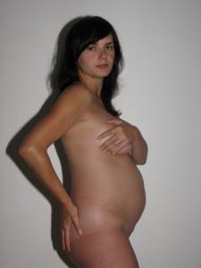 Pregnant Renata x91-i7bh9clevx.jpg