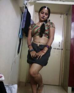 Indian MILF Porn Pics x71 67bh9nawj7