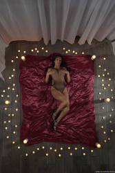 Sofi Ryan Cumming By Candle Light 299x 2495x1663 77bii4bobu