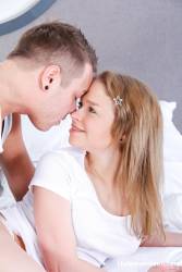 Calibri Angel Horny blonde teen gets cum all over her face 92x 4000x2667 l7bi1djqa2