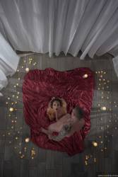 Sofi Ryan Cumming By Candle Light 299x 2495x1663 e7biikxwl6