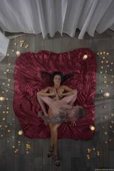 Sofi Ryan Cumming By Candle Light 299x 2495x1663 q7bii8syas