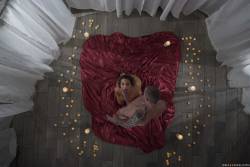 Sofi Ryan Cumming By Candle Light 299x 2495x1663 d7biikuhdv