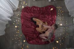 Sofi Ryan Cumming By Candle Light 299x 2495x1663 37biijagjx