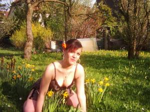 Wife outdoors and in the Gym x 70 77bi0lxbib