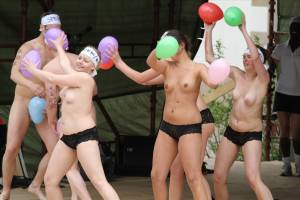 Watch Us Naked On Stage h7bi8rfe7u