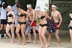 Watch Us Naked On Stage j7bi8ohfrw