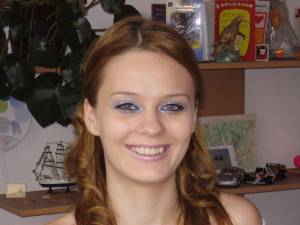 Beautiful redhair teen showing all x248 c7b044uzjb