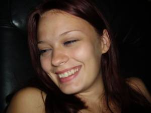 Beautiful redhair teen showing all x248 f7b040b6ct