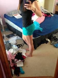 Cute amateur Teen has fun at home [677 Pics] w7b082fqq0