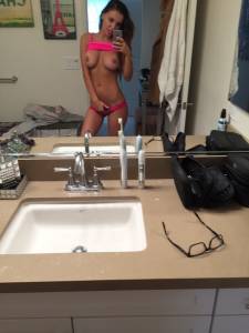 Beautiful, young with amazing Body x 74 17bij2nfnk