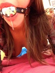 Cute amateur Teen has fun at home [677 Pics] q7b089k7ou