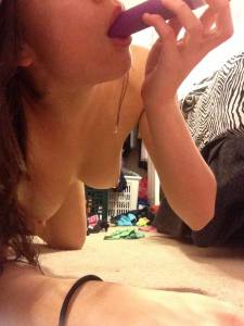 Cute amateur Teen has fun at home [677 Pics]-u7b089b0my.jpg