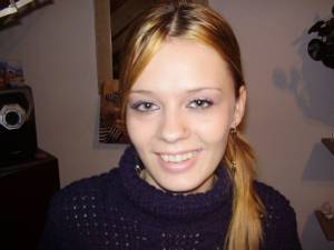 Beautiful redhair teen showing all x248 f7b04411i6