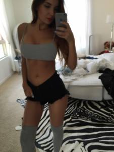 Beautiful, young with amazing Body x 74 t7bij30z0o