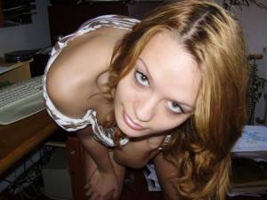 Beautiful redhair teen showing all x248-j7b045f56a.jpg