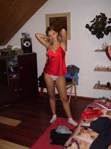 Beautiful redhair teen showing all x248 t7b044klnv