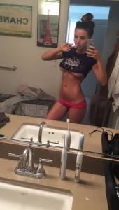Beautiful, young with amazing Body x 74 w7bij2qppw