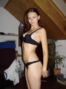 Beautiful redhair teen showing all x248 u7b0456yyq