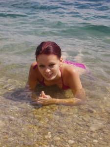 Beautiful redhair teen showing all x248 g7b04im47o