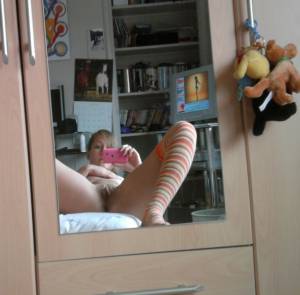 Found My Little Sisters Private Photos!! [x34] m7b1k4kq50