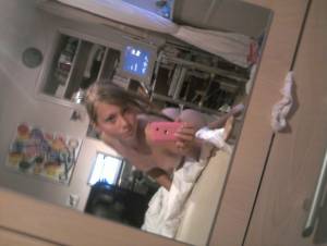 Found My Little Sisters Private Photos!! [x34] i7b1k4fw7u