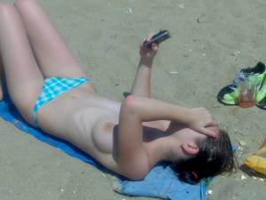 Summer Story 1 y7b15ox4cg
