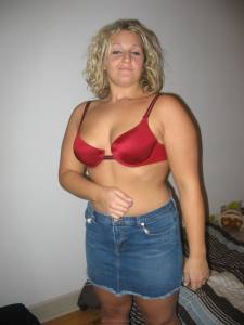 Shower and Posing x 122 z7b15vwtpk